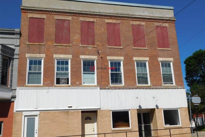 美国威斯康星州hazel green总占地703平方米的商业地产