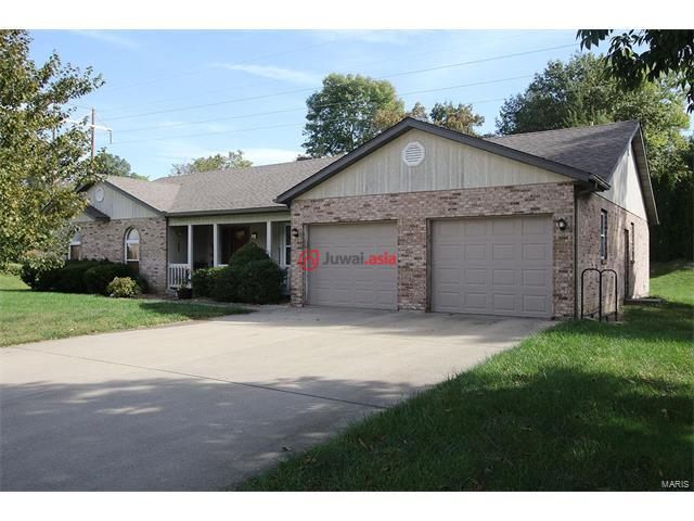 美国伊利诺伊州贝尔维尔4卧3卫的房产