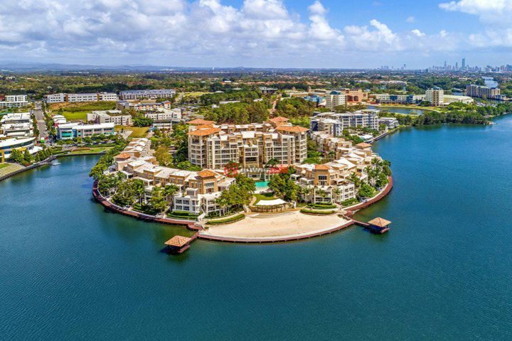 澳大利亚昆士兰varsity lakes4卧3卫的房产