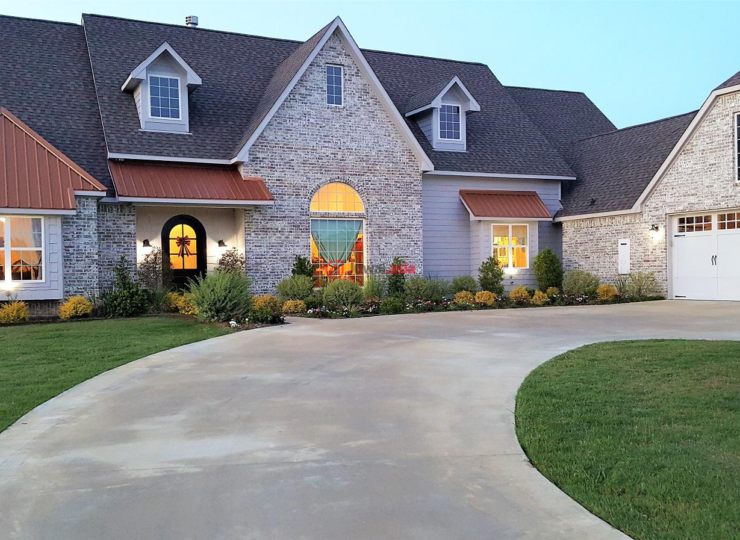 美国德克萨斯州巴黎5卧4卫的房产